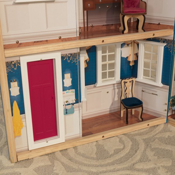 Detalle parte inferior de kidkraft casa gran aniversario 65947