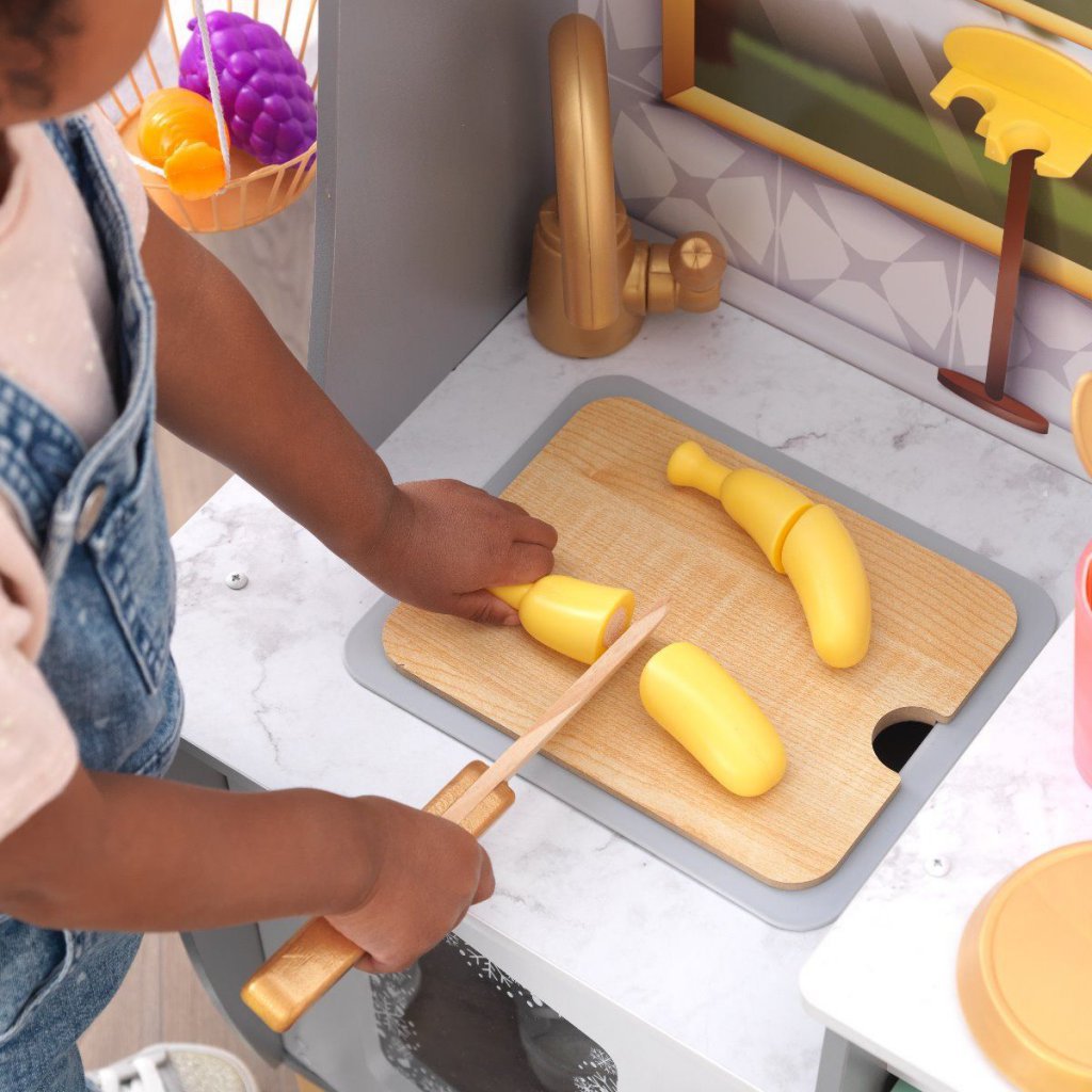 Kidkraft Cocina de Batidos Divertidos - tabla de cortar