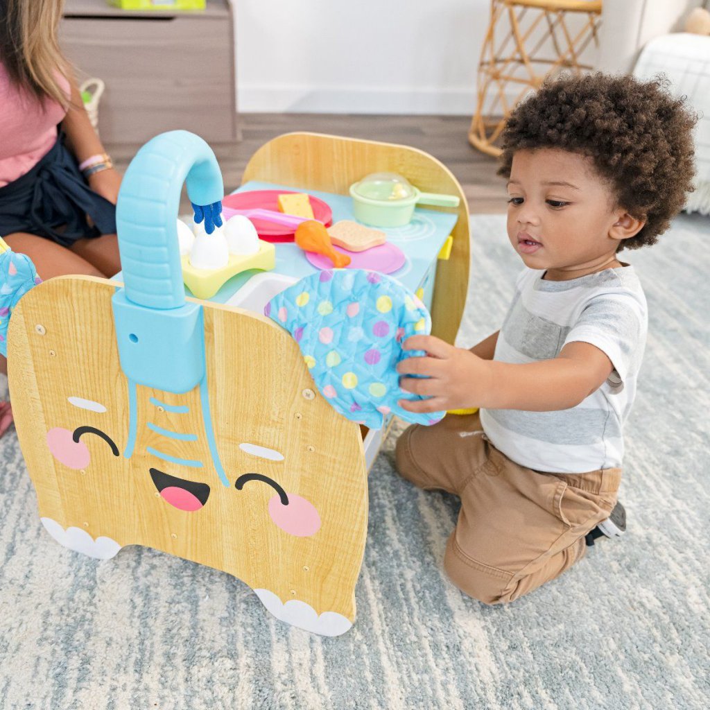 Kidkraft Cocina Divertida Centro de Actividades Elefante - guantes